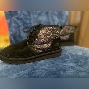 Ugg Boots // Perfect condition // Youth size 4